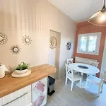 Charmante Maison Familiale -jardin -wifi -parking Vakantiehuis *