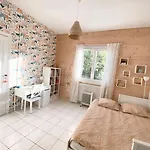 Vakantiehuis Charmante Maison Familiale -jardin -wifi -parking