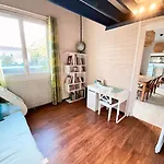 Vakantiehuis Charmante Maison Familiale -jardin -wifi -parking Mérignac