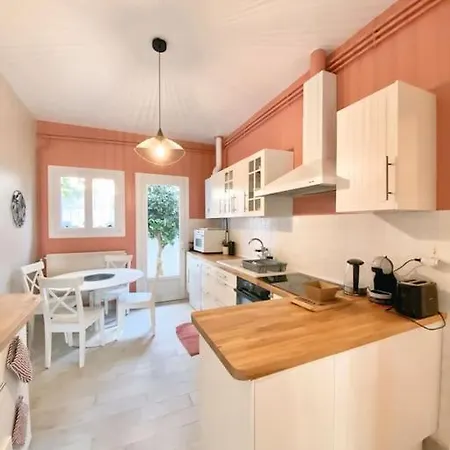 Charmante Maison Familiale -jardin -wifi -parking Merignac (Gironde)