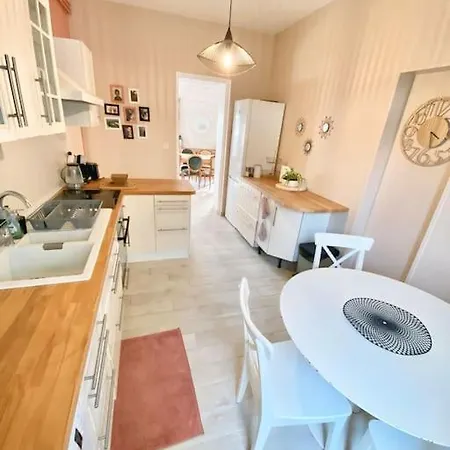 Feriehus Charmante Maison Familiale -jardin -wifi -parking *