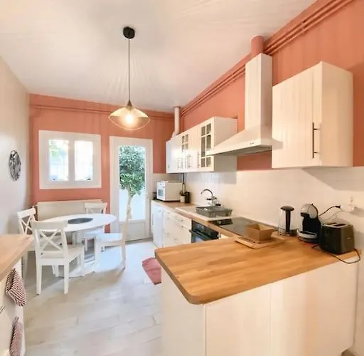 Charmante Maison Familiale -jardin -wifi -parking Mérignac