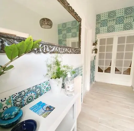 Casa vacanze Charmante Maison Familiale -jardin -wifi -parking Mérignac