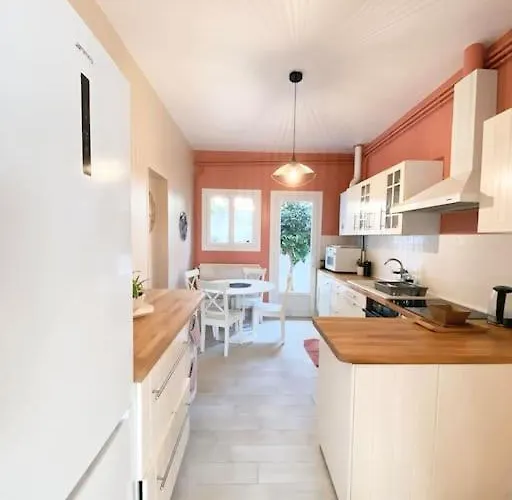 Charmante Maison Familiale -jardin -wifi -parking Nyaraló