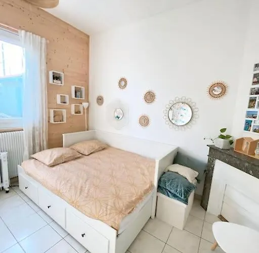 Charmante Maison Familiale -jardin -wifi -parking Nyaraló Mérignac