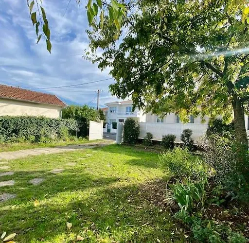 Charmante Maison Familiale -jardin -wifi -parking *