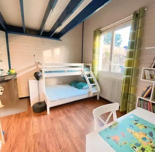 Charmante Maison Familiale -jardin -wifi -parking Nyaraló *